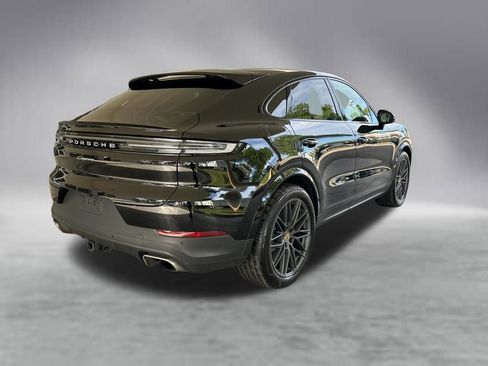 Used 2024 Porsche Cayenne Coupe w/ Premium Package Plus AWD/4WD image 3