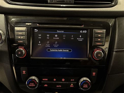 Used 2019 Nissan Rogue SV w/ Sun & Sound Touring Package image 21