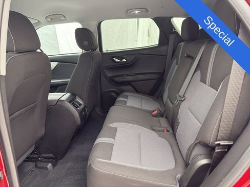 Used 2024 Chevrolet Blazer LT w/ Convenience Package FWD image 15