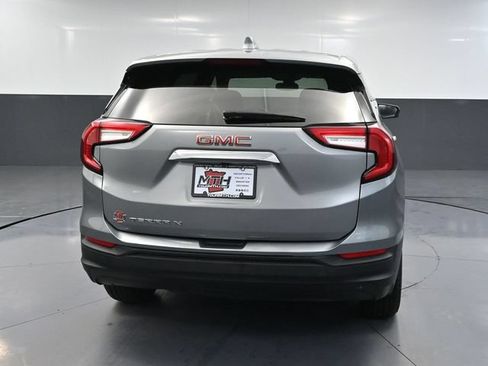 Used 2024 GMC Terrain SLE FWD image 6