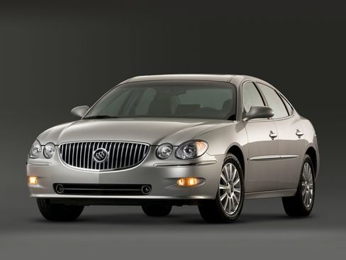 Used 2008 Buick LaCrosse CX image 1