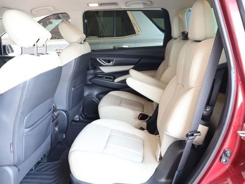 Used 2019 Subaru Ascent Limited w/ Popular Package #3 AWD/4WD image 17
