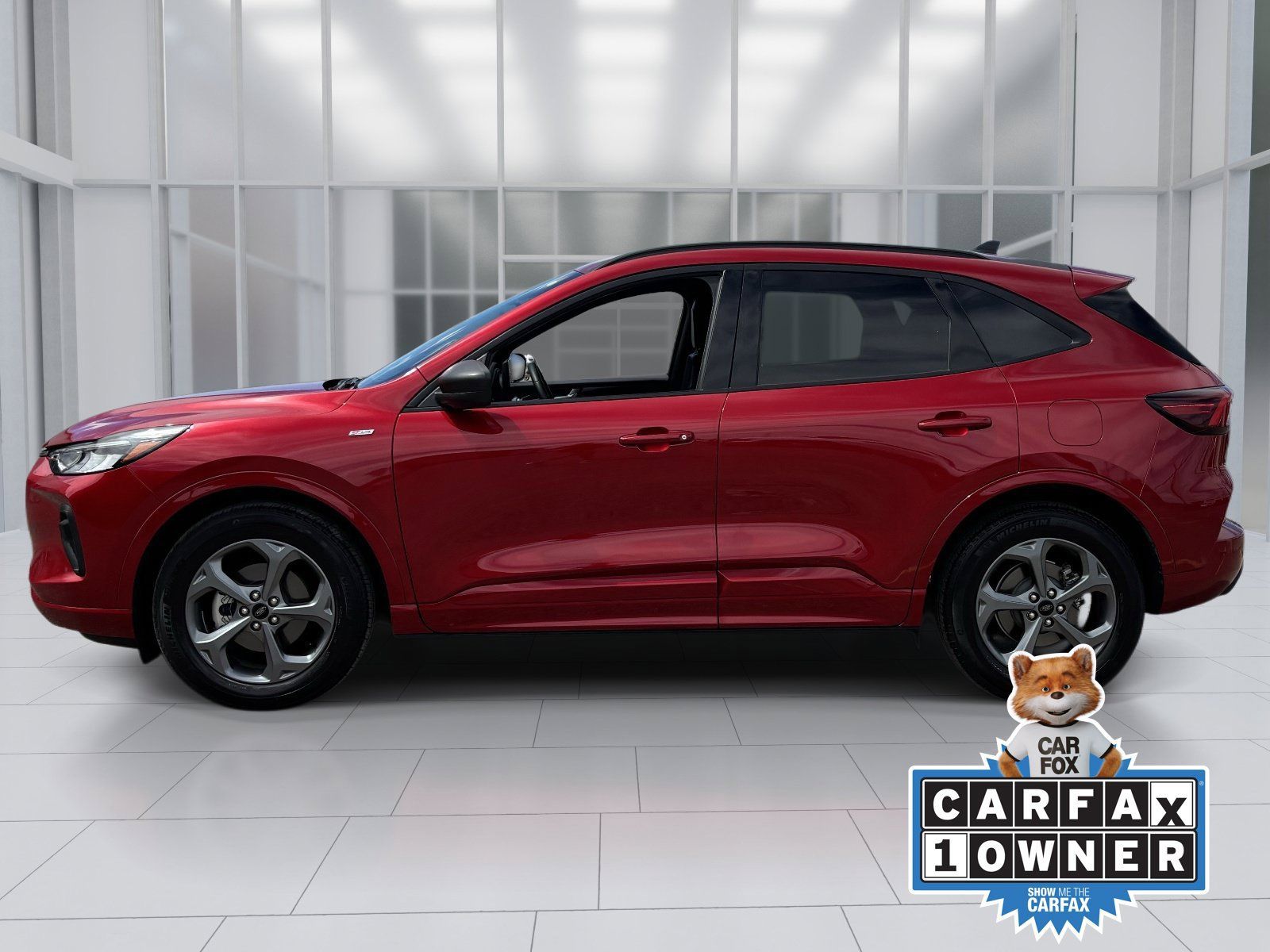 Used 2024 Ford Escape ST-Line w/ Tech Pack #1 FWD image 3