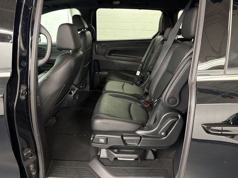 Certified 2024 Honda Odyssey Sport image 21