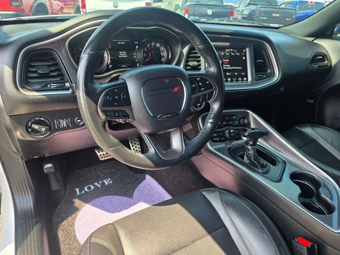 Used 2019 Dodge Challenger SXT w/ Plus Package RWD image 2