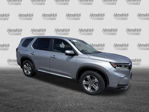 Certified 2025 Honda Pilot EX-L image 2