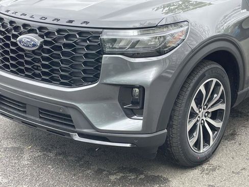 New 2026 Ford Explorer ST-Line AWD/4WD image 13