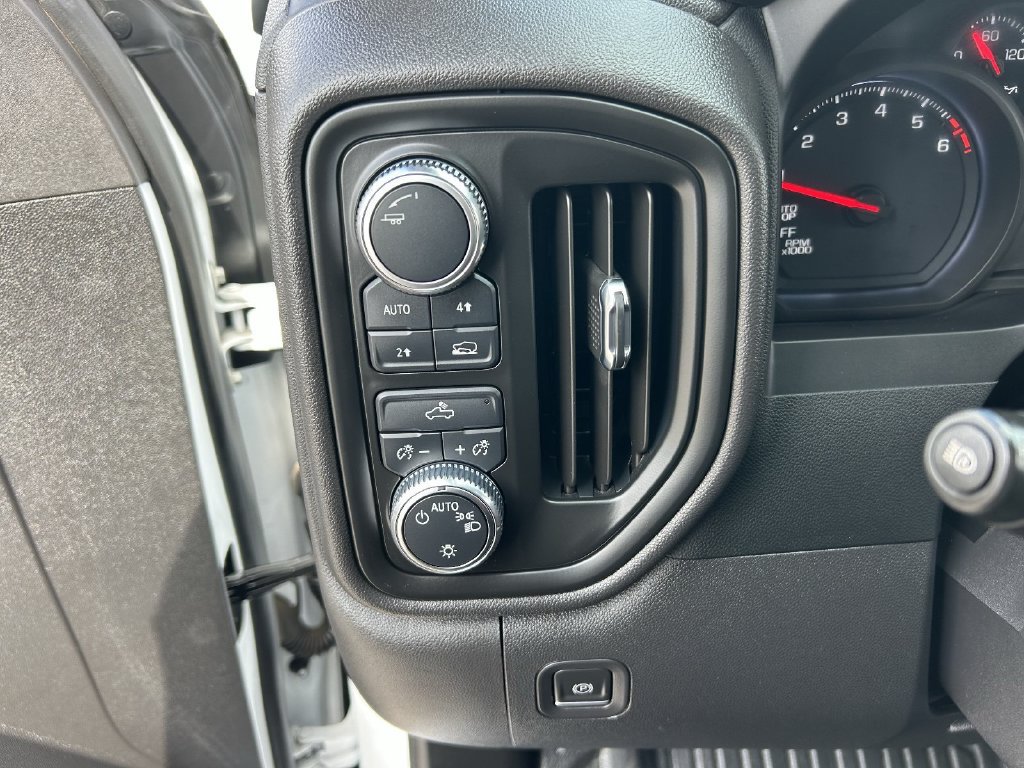 Used 2023 GMC Sierra 1500 Pro w/ Convenience Package AWD/4WD image 23