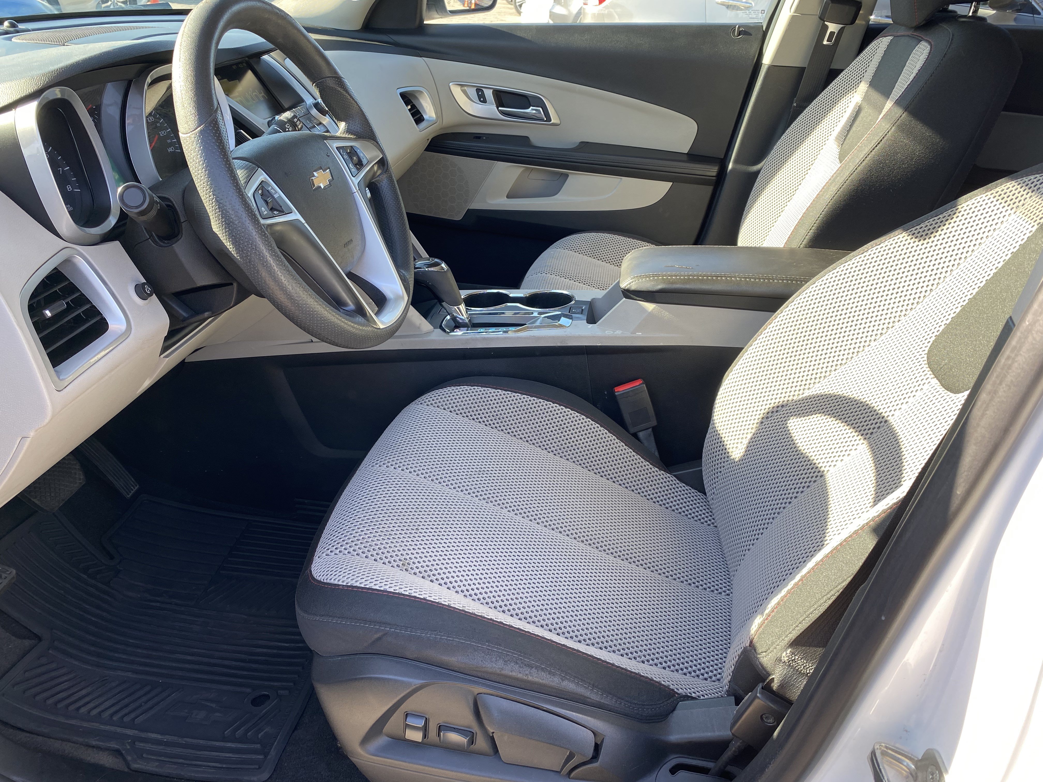 Used 2016 Chevrolet Equinox LT AWD/4WD image 16