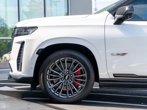 Used 2023 Cadillac Escalade V AWD/4WD image 23