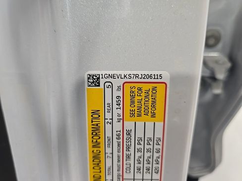 Used 2024 Chevrolet Traverse RS w/ LPO, Floor Liner Package image 15