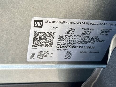 New 2026 Chevrolet Equinox EV LT w/ LPO, Blackout Package FWD image 27