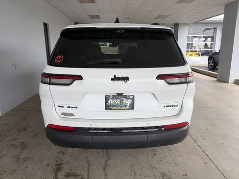 Used 2023 Jeep Grand Cherokee L Limited w/ Luxury Tech Group II AWD/4WD image 7