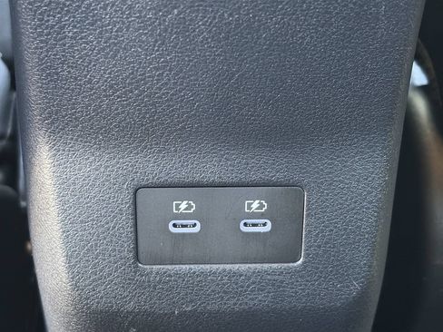 Used 2025 Nissan Kicks SR AWD/4WD image 30