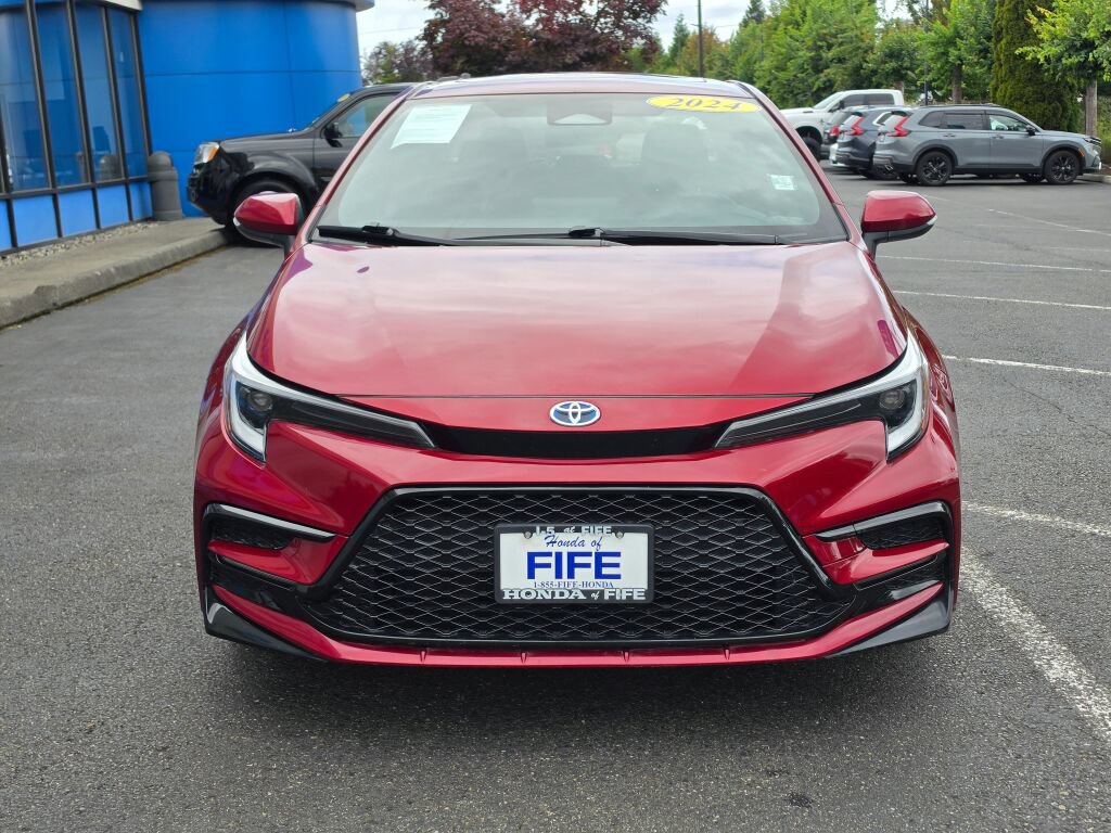 Used 2024 Toyota Corolla SE w/ SE Package FWD image 8