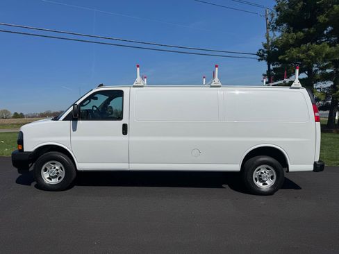 Used 2022 Chevrolet Express 2500 Extended w/ Driver Convenience Package image 3