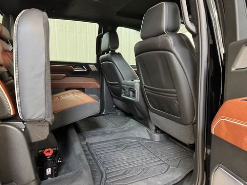 Used 2025 GMC Sierra 2500 Denali Ultimate AWD/4WD image 25
