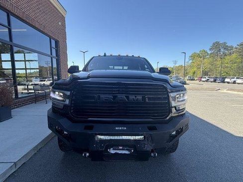 Used 2020 RAM 2500 Laramie w/ Night Edition AWD/4WD image 9