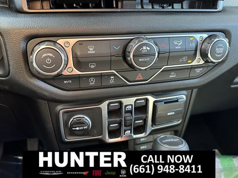 New 2026 Jeep Gladiator Sport image 21