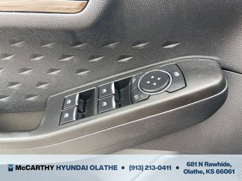 Used 2020 Ford Escape Titanium image 35