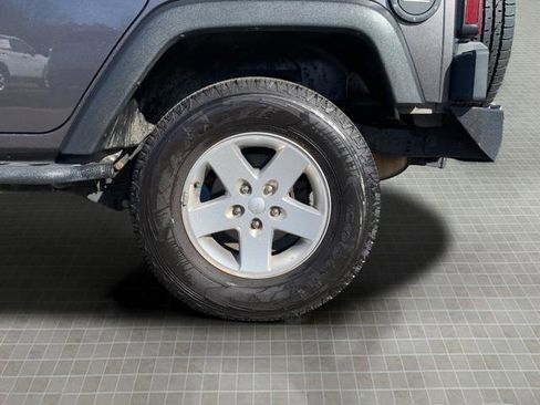 Used 2018 Jeep Wrangler Unlimited Sport S image 49