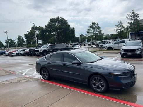 Used 2024 Honda Accord EX-L image 4