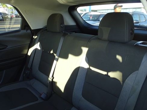 Used 2022 Chevrolet TrailBlazer LT w/ Convenience Package image 7