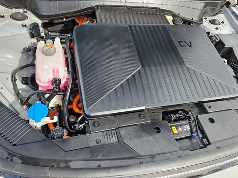 Used 2024 Hyundai Kona SEL image 14