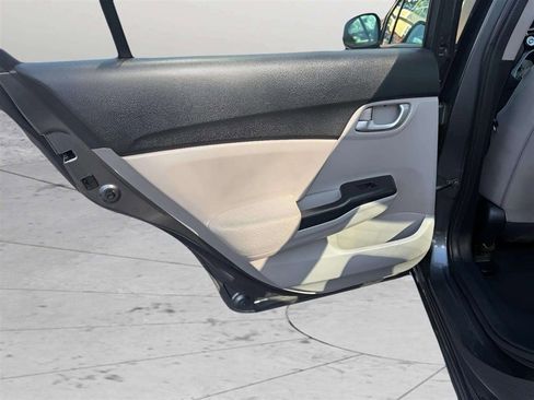 Used 2013 Honda Civic LX image 5