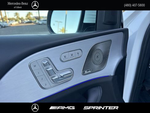 Used 2024 Mercedes-Benz GLS 450 4MATIC image 13