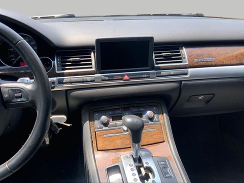 Used 2007 Audi S8 AWD/4WD image 5