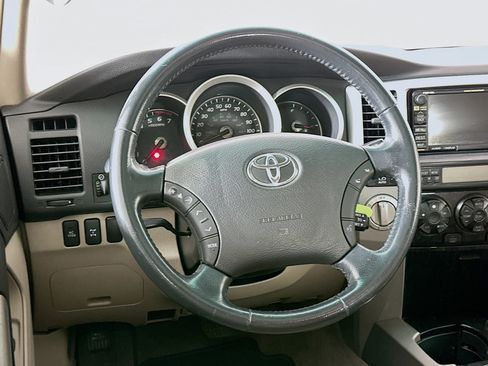 Used 2007 Toyota 4Runner Limited AWD/4WD image 17