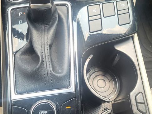 Used 2025 Kia Sportage EX w/ Premium Package FWD image 7