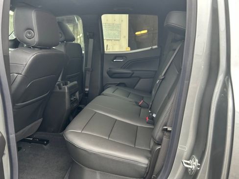 New 2026 GMC Canyon Elevation w/ Convenience Package image 24