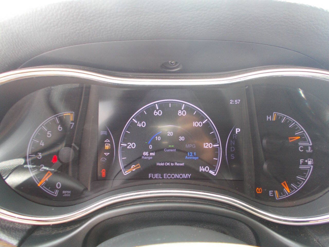 Used 2015 Jeep Grand Cherokee Laredo RWD image 15