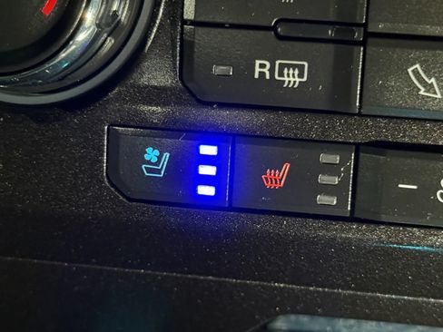Used 2018 Ford F150 Lariat AWD/4WD image 14