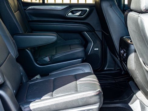 Used 2022 Chevrolet Tahoe RST w/ Luxury Package image 27