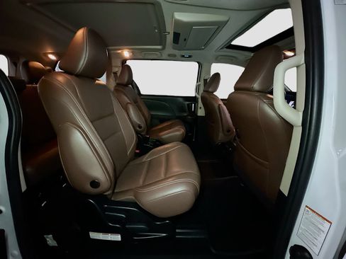Used 2019 Toyota Sienna Limited Premium w/ Protection Package AWD/4WD image 36