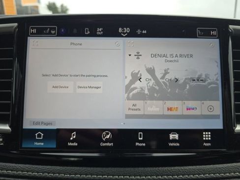 Used 2024 Chrysler Pacifica Touring-L w/ S Appearance Package image 18