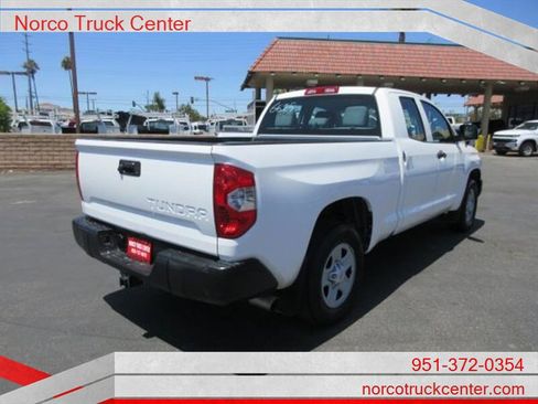Used 2016 Toyota Tundra SR w/ Tow Package RWD image 3