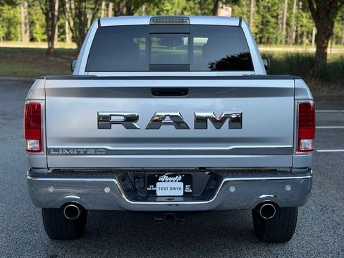 Used 2015 RAM 1500 Limited RWD image 4