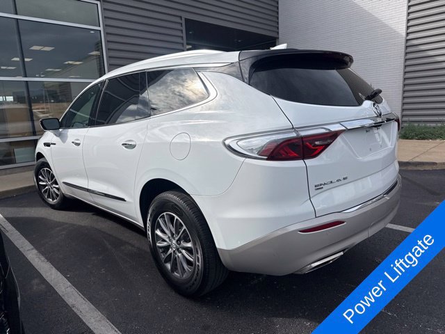 Used 2024 Buick Enclave Premium AWD/4WD image 8