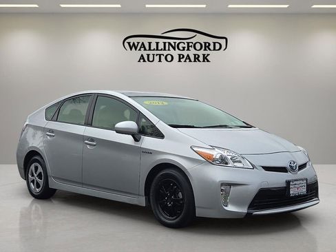 Used 2012 Toyota Prius Three w/ Solar Roof Pkg FWD image 3