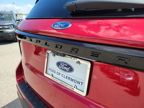 New 2026 Ford Explorer ST w/ Sun And Sound Package image 8