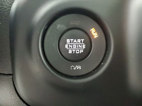 Used 2020 Jeep Gladiator Sport w/ Quick Order Package 24S image 20