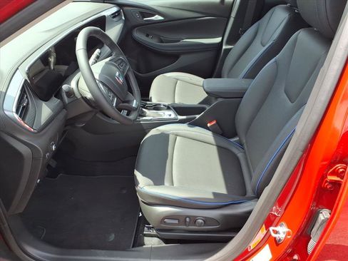 New 2026 Buick Encore GX Sport Touring w/ Advanced Technology Package AWD/4WD image 9