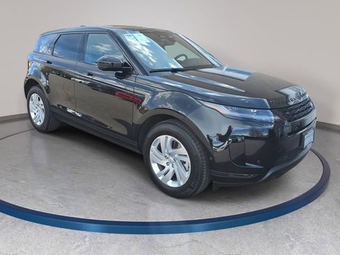 Used 2025 Land Rover Range Rover Evoque S image 4