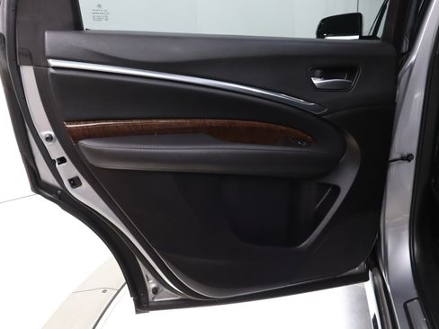 Used 2017 Acura MDX SH-AWD image 22