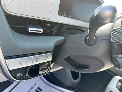 Certified 2022 Hyundai Ioniq 5 SEL w/ Cargo Package RWD image 19