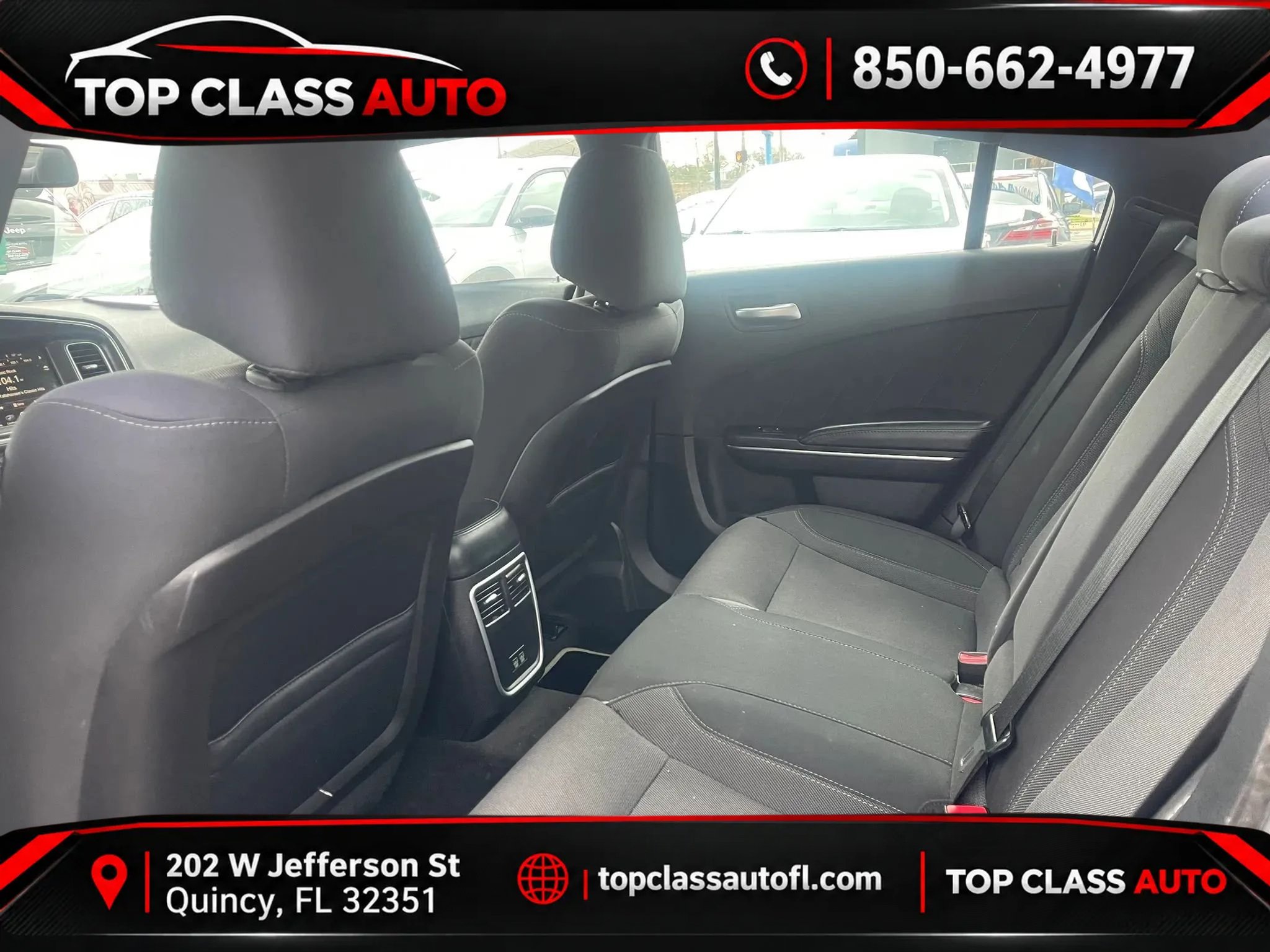 Used 2015 Dodge Charger SXT w/ Driver Confidence Group RWD image 10